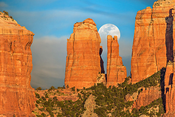 Bad Moon Rising